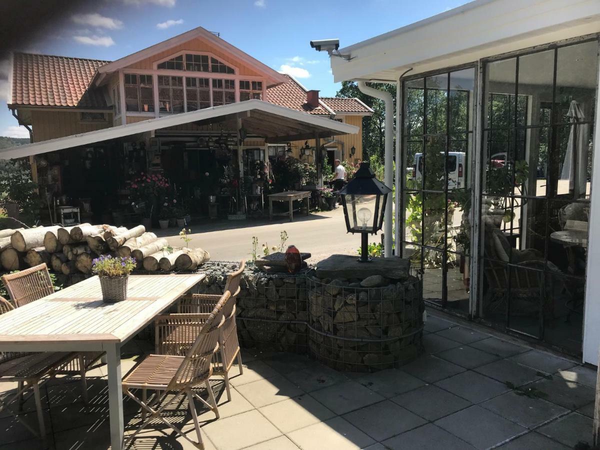 Hotel Kaerrstegens Gard à Ljungskile Extérieur photo